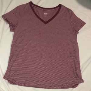 Mossimo red and white striped Vneck